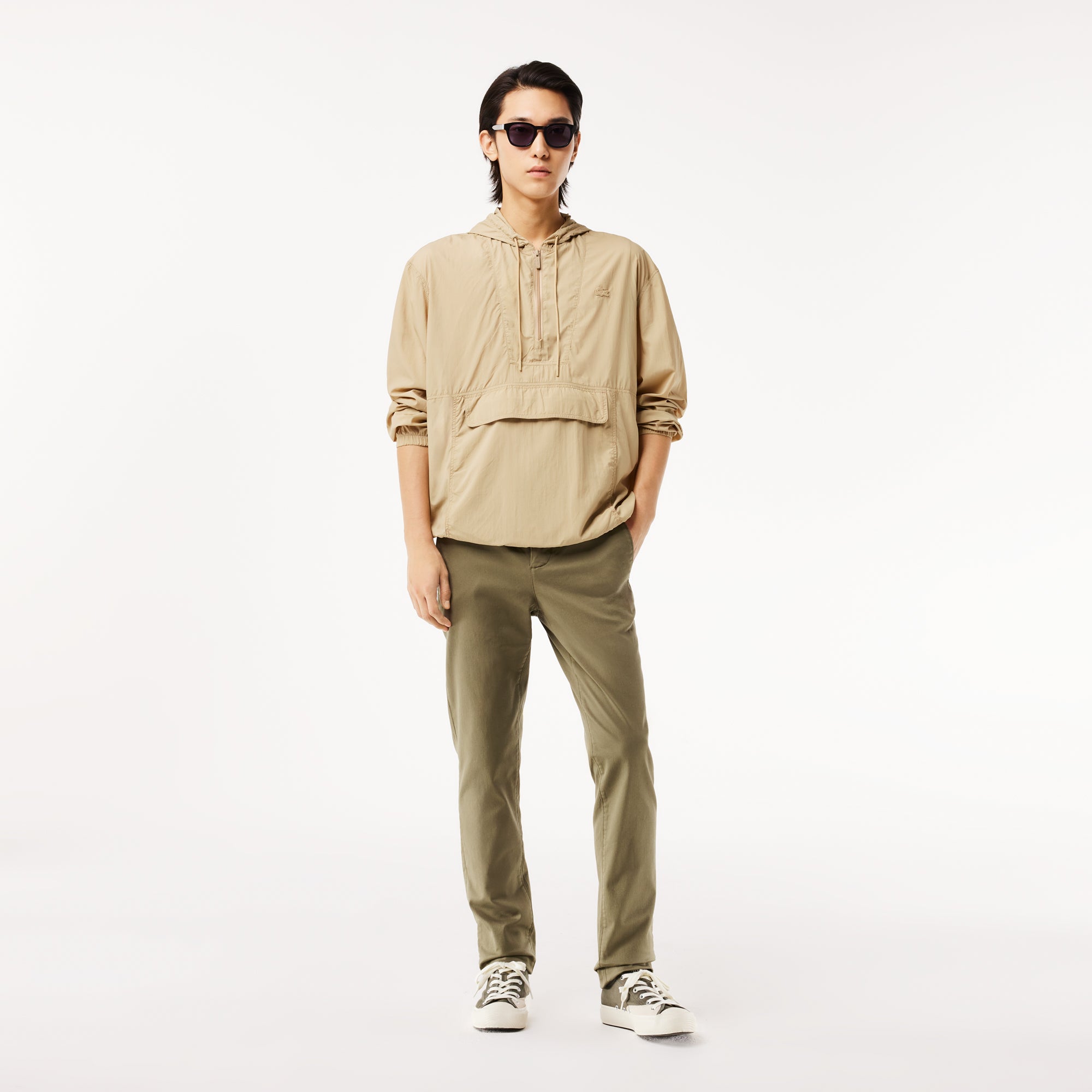 Lacoste chinos best sale